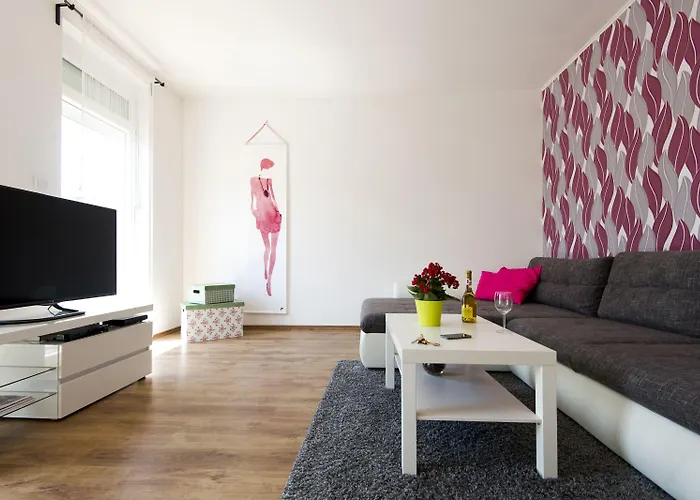 מלון דירות Grand 4*