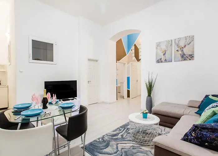 Grand מלון דירות