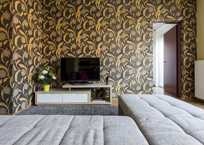 מלון דירות Grand 4*